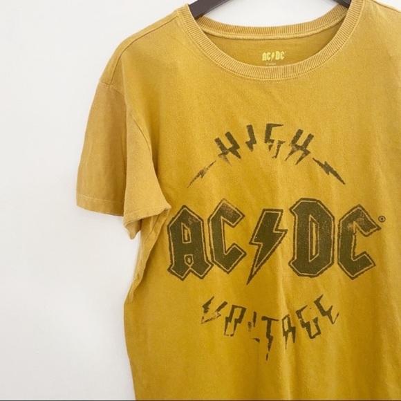 AC/DC Yellow Distressed glitter band Tee - Picture 9 of 12